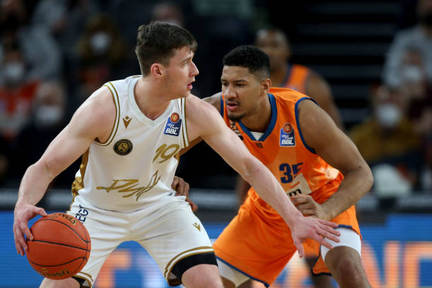 的声誉增添 的声誉增添