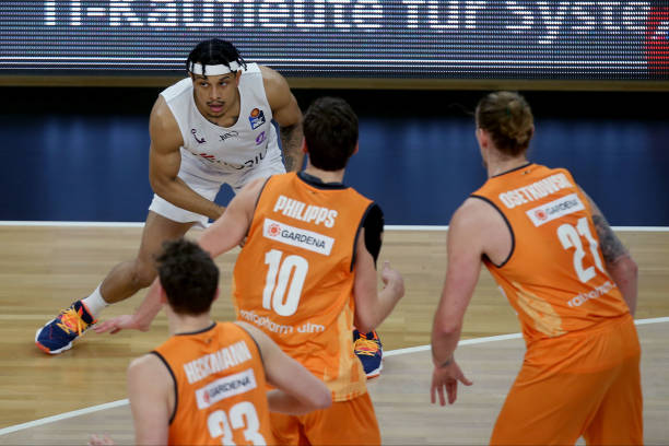 桑塔雷利指 桑塔雷利指