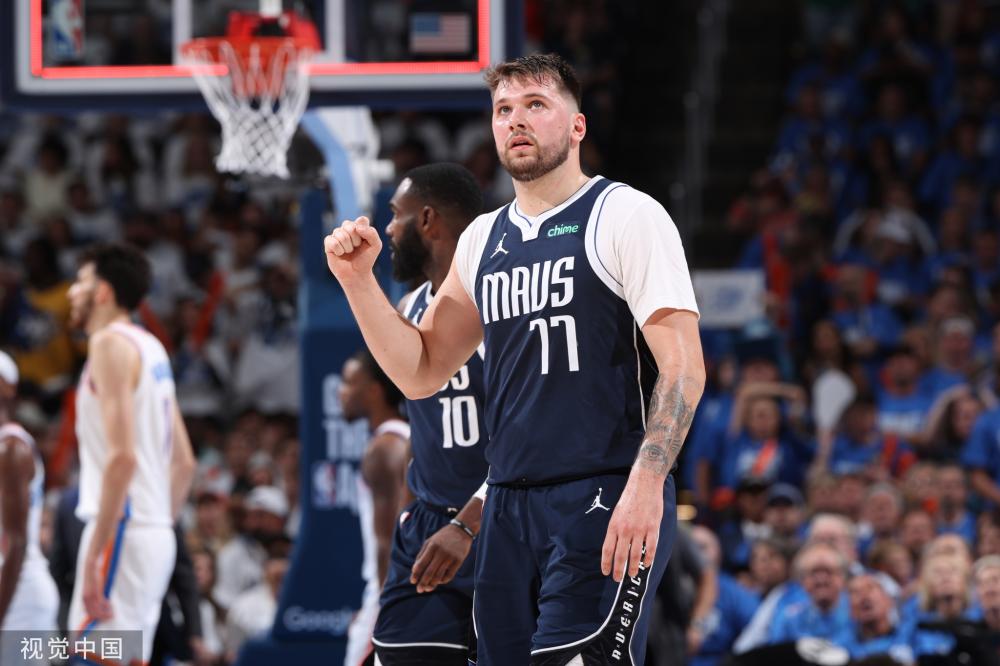 火箭依然立 火箭依然立