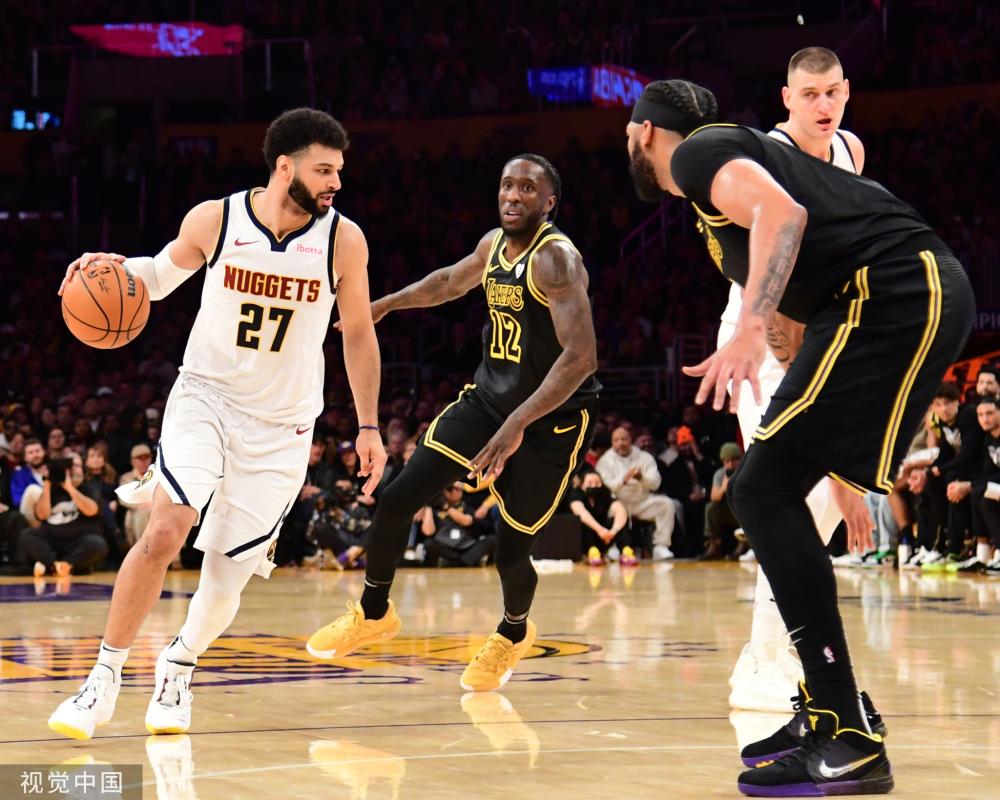 库里复出砍23+6，勇士六人上双胜鹈鹕，排名不动和快船进入拉锯战.